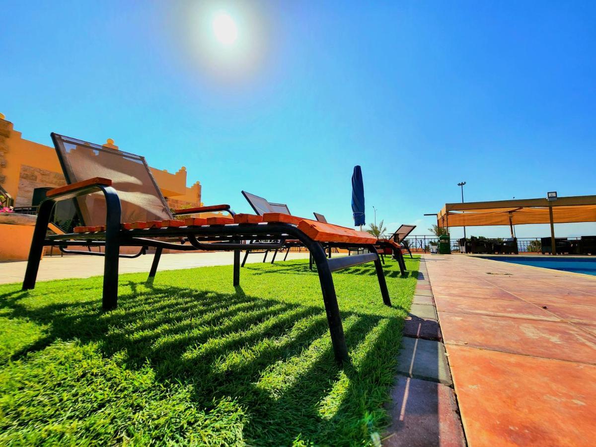 Front Line Heaven Al Burj Exterior foto